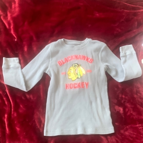 BLACKHAWKS long sleeve - Picture 2 of 4